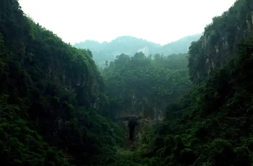 天母洞