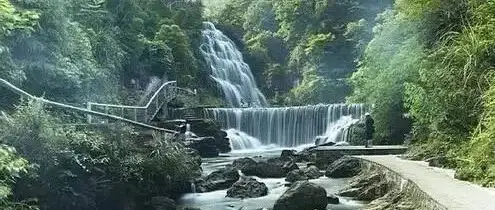 【公告】华蓥山川东大瀑布景区“五一”开放公告